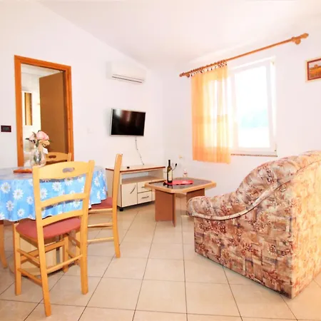 Apartment By The Sea Baska, Krk - 22725 Baska (Krk)