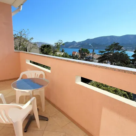 Apartment By The Sea Baska, Krk - 22725 Baska (Krk)