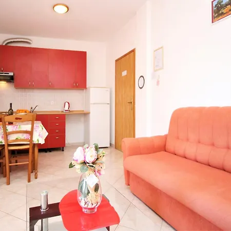 Apartment By The Sea Baska, Krk - 22725 Baska (Krk)